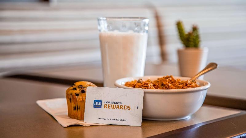 호텔 Best Western Plus Frontier Inn