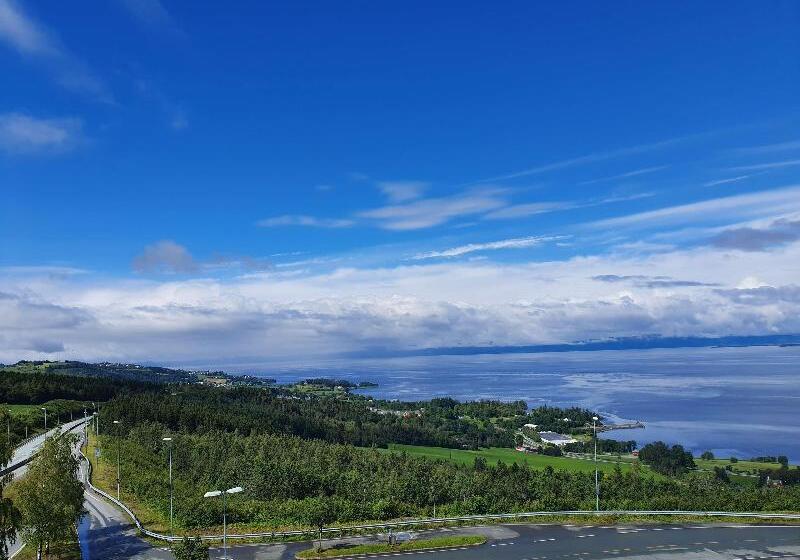 호텔 Best Western Plus Frontier Inn