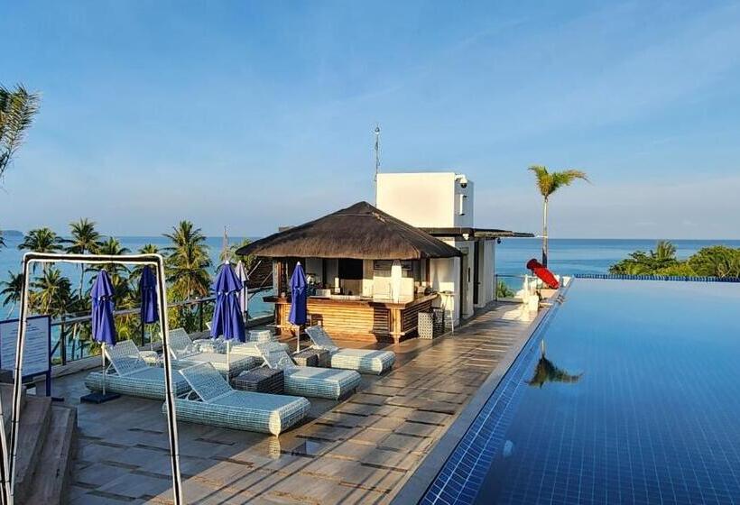 هتل Boracay Ocean Club Beach Resort