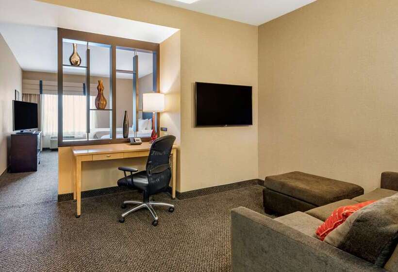 Cambria Hotel Columbus   Polaris