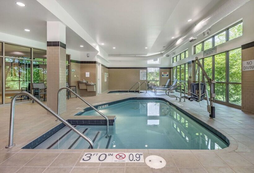 Cambria Hotel Madison East