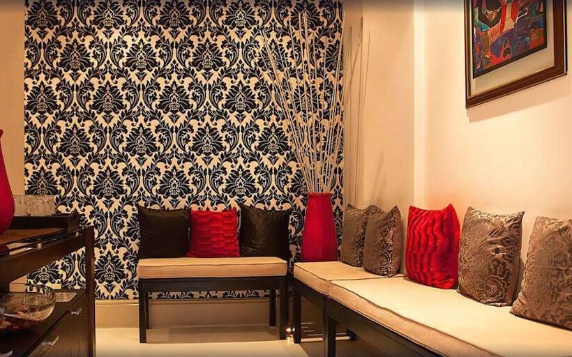 ホテル Cape Royale   Whosting