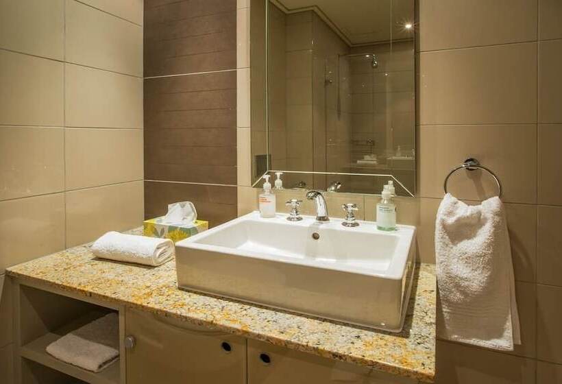 ホテル Cape Royale   Whosting