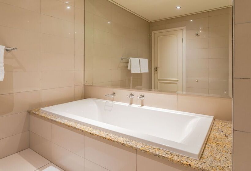 ホテル Cape Royale   Whosting