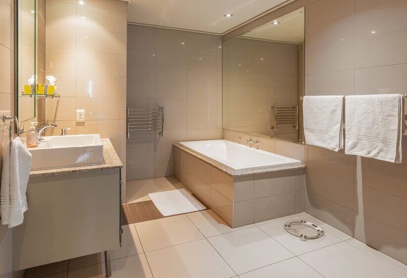 ホテル Cape Royale   Whosting