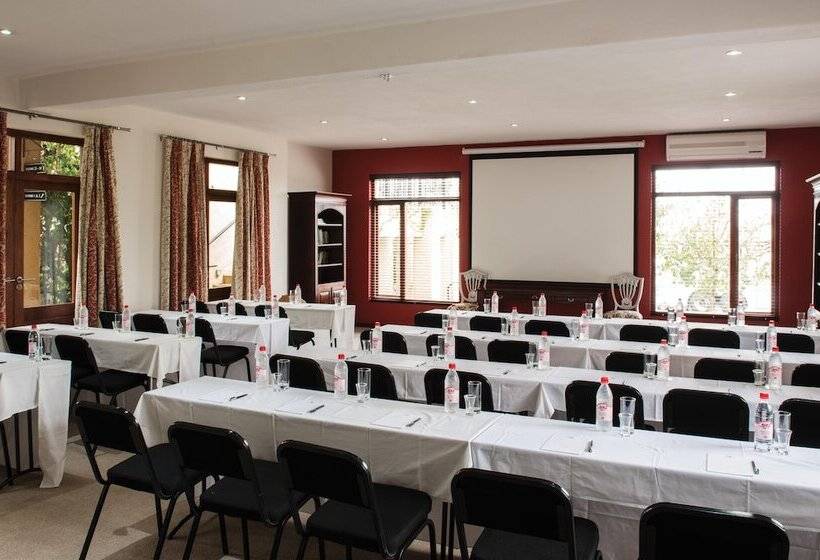 Отель Casterbridge Hollow Boutique