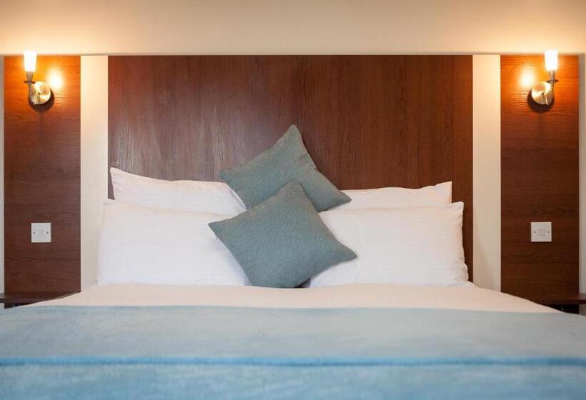 Celtic International Hotel Cardiff Airport