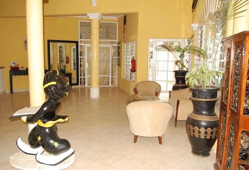 هتل Coconut Residence