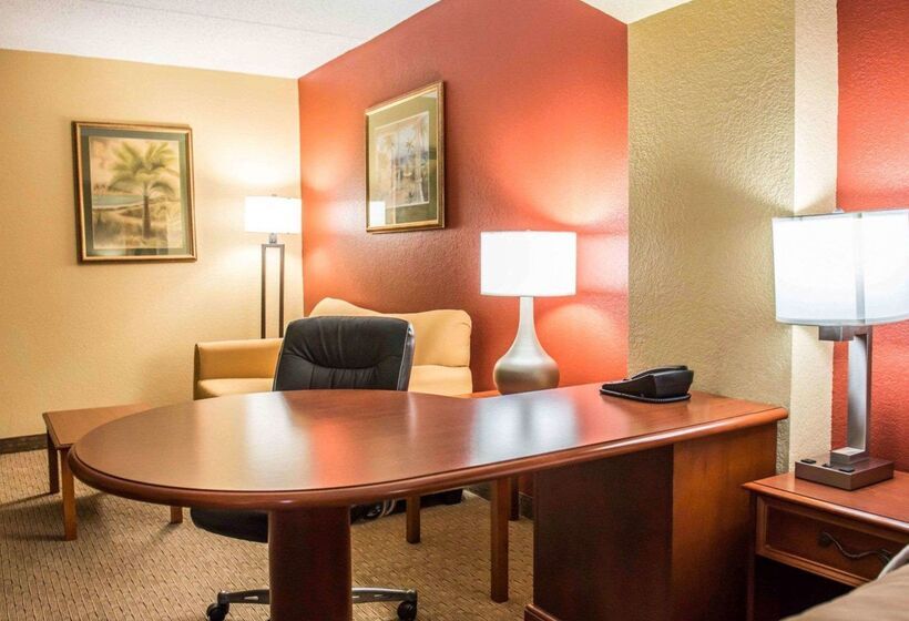 فندق Comfort Inn & Suites Panama City   St Andrew