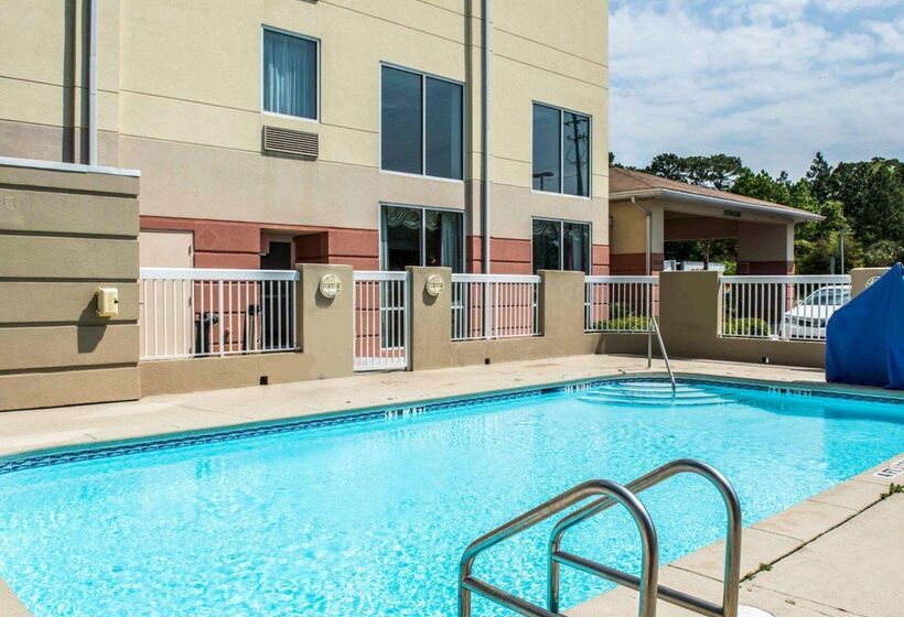 فندق Comfort Inn & Suites Panama City   St Andrew