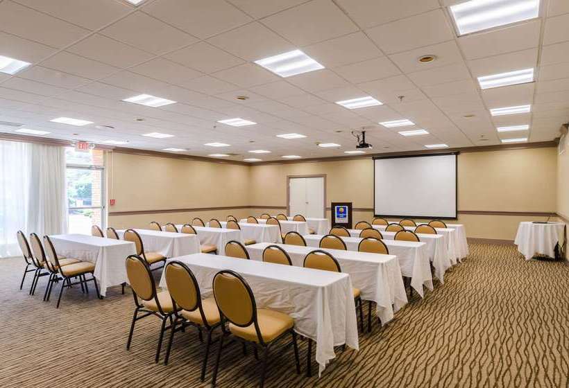 Отель Comfort Inn Randolph Boston