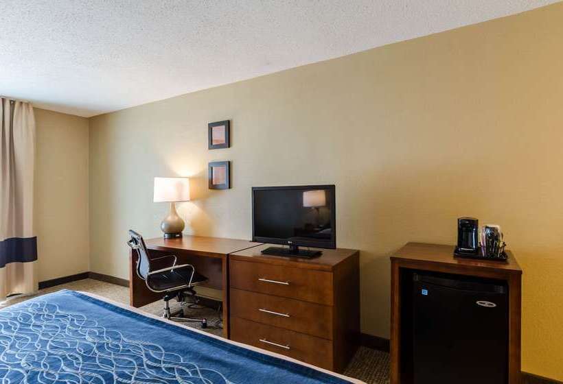 Отель Comfort Inn Randolph Boston