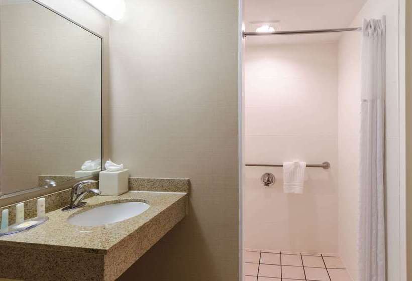 Отель Comfort Inn Randolph Boston