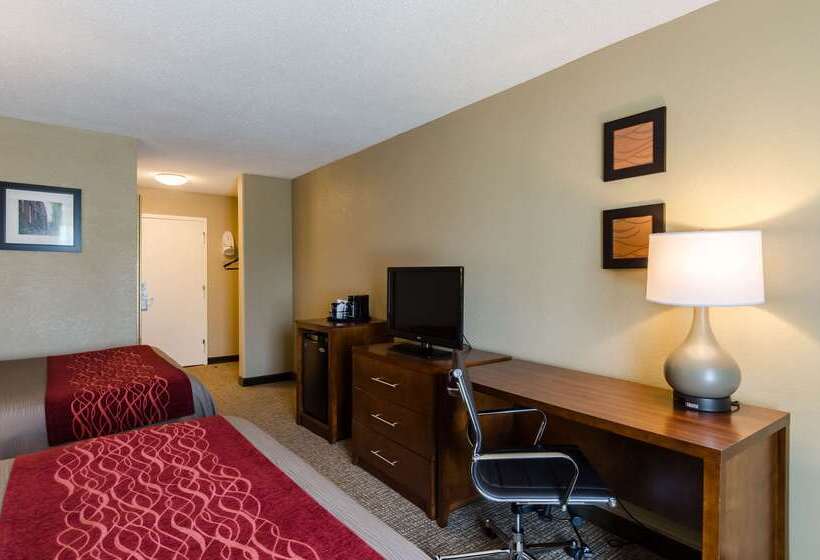 Отель Comfort Inn Randolph Boston