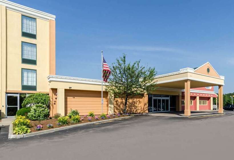 Отель Comfort Inn Randolph Boston