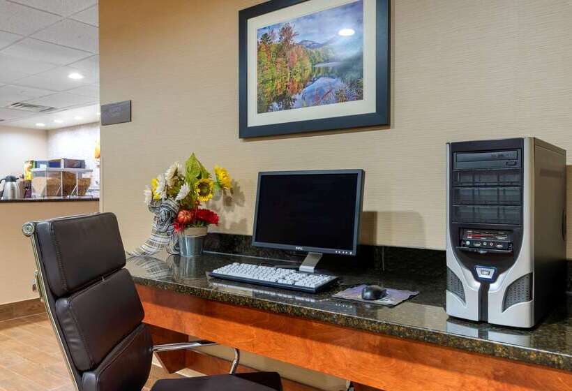 هتل Comfort Inn & Suites Montgomery Eastchase