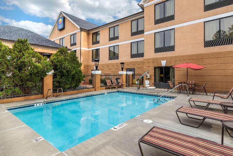 فندق Comfort Inn & Suites Peachtree Corners