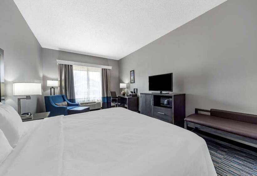 Отель Garner Oklahoma City Quail Springs By Ihg