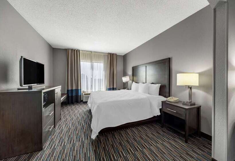 Отель Garner Oklahoma City Quail Springs By Ihg