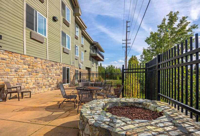 فندق Comfort Suites Anchorage International Airport