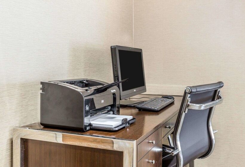 酒店 Comfort Suites At Isle Of Palms Connector