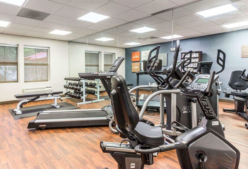 酒店 Comfort Suites At Isle Of Palms Connector