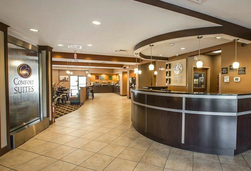 בית מלון כפרי Comfort Suites At Westgate Mall