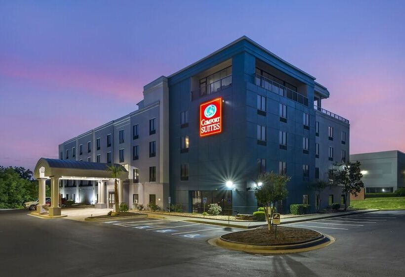 Отель Comfort Suites Atlanta Airport