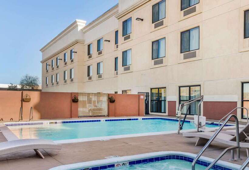 فندق Comfort Suites Barstow Near I15