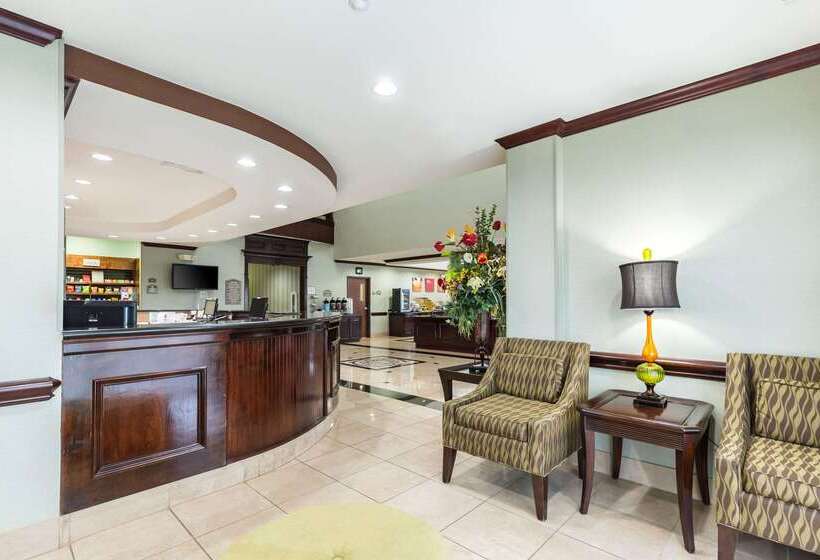 בית מלון כפרי Comfort Suites Beaumont I10