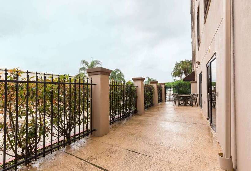 בית מלון כפרי Comfort Suites Beaumont I10