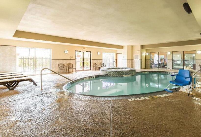 فندق Comfort Suites Beaumont I10