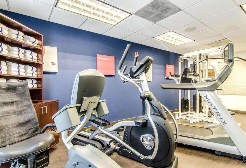 هتل Comfort Suites Bentonville  Rogers