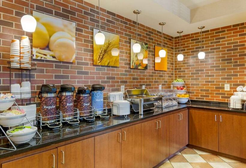 호텔 Comfort Suites Charleston West Ashley