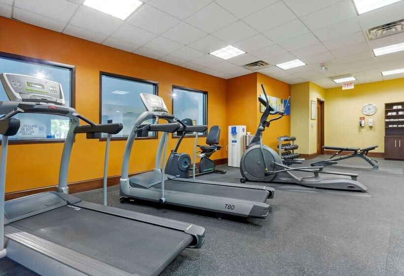 호텔 Comfort Suites Charleston West Ashley