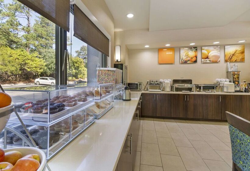 בית מלון כפרי Comfort Suites Columbia Northeast  Fort Jackson