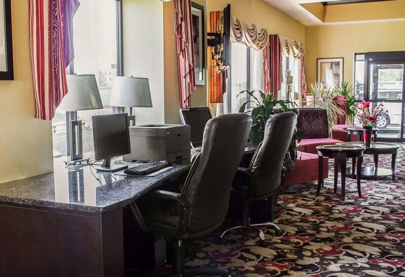 בית מלון כפרי Comfort Suites Columbus East Broad