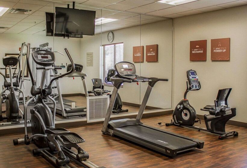 ホテル Comfort Suites Columbus East Broad