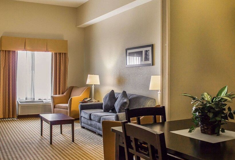 בית מלון כפרי Comfort Suites Columbus East Broad