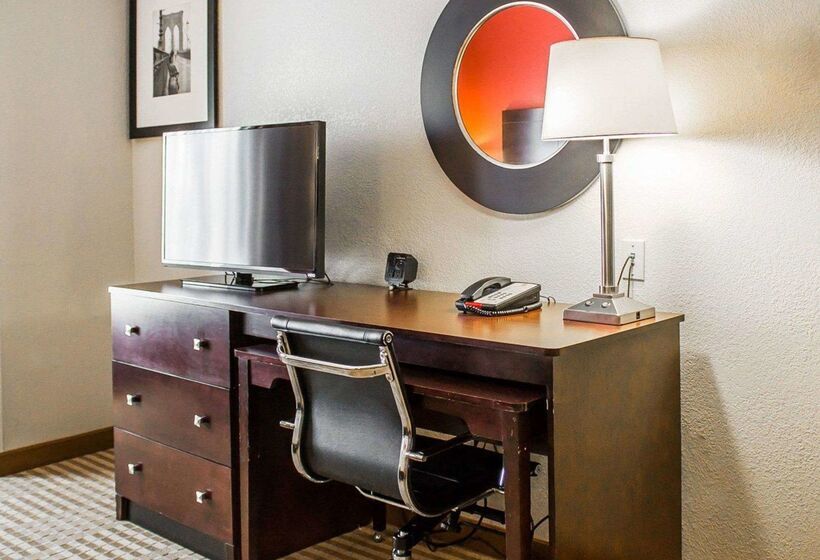 בית מלון כפרי Comfort Suites Columbus East Broad