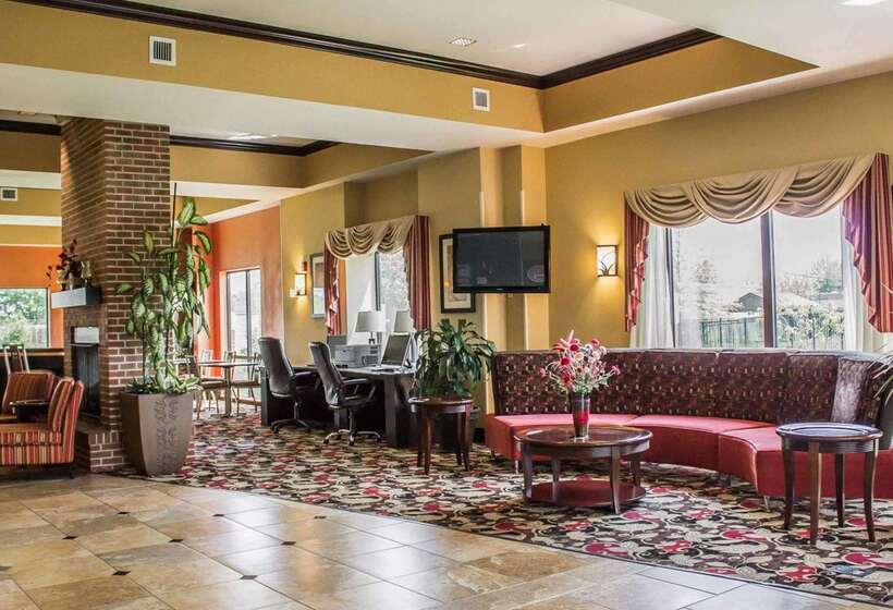 ホテル Comfort Suites Columbus East Broad