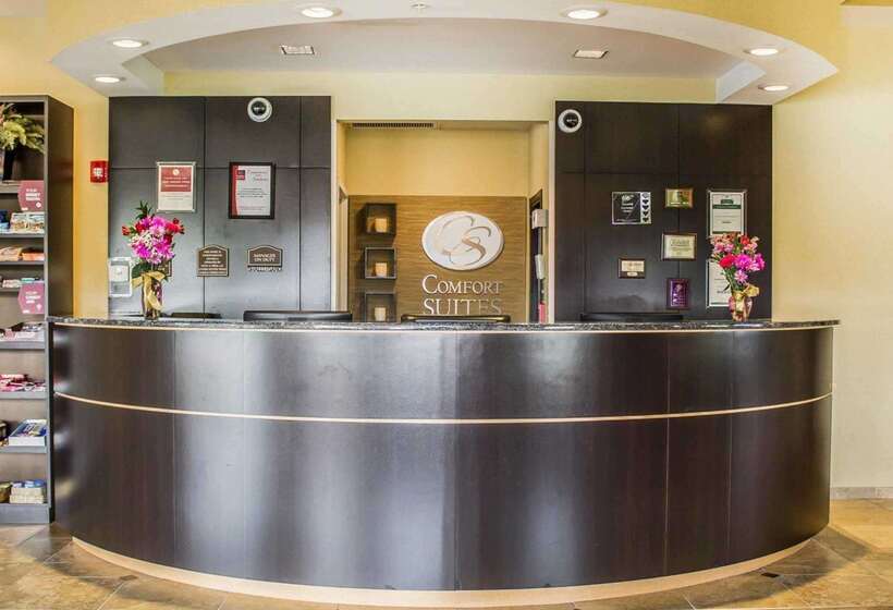 בית מלון כפרי Comfort Suites Columbus East Broad