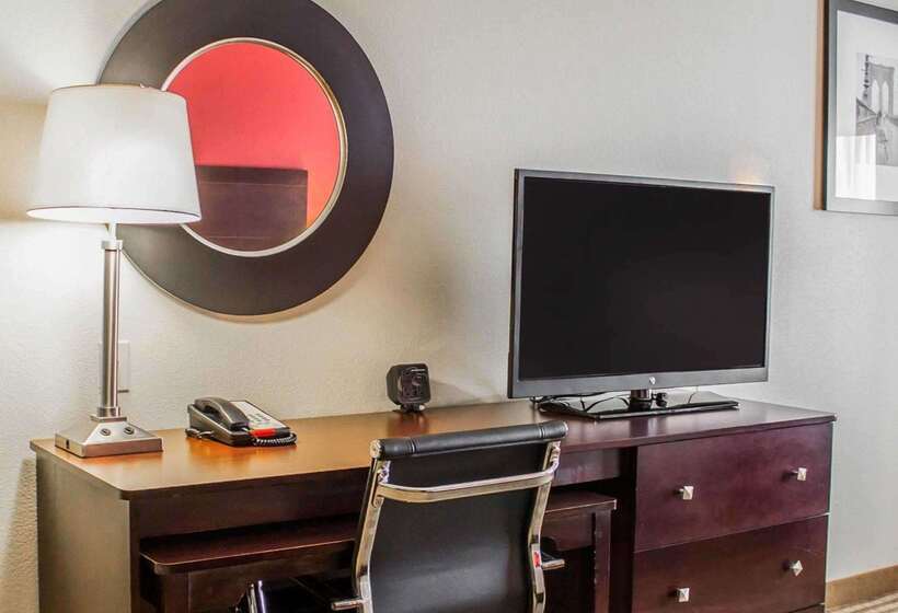 בית מלון כפרי Comfort Suites Columbus East Broad