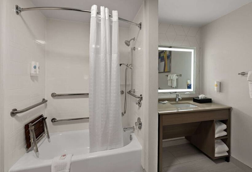 בית מלון כפרי Comfort Suites Columbus East Broad