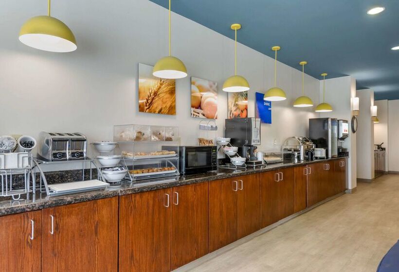 هتل Comfort Suites Conference Center Rapid City
