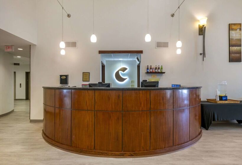 호텔 Comfort Suites Conference Center Rapid City