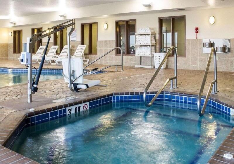 هتل Comfort Suites Conference Center Rapid City