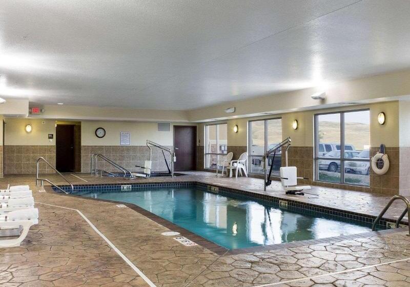 호텔 Comfort Suites Conference Center Rapid City