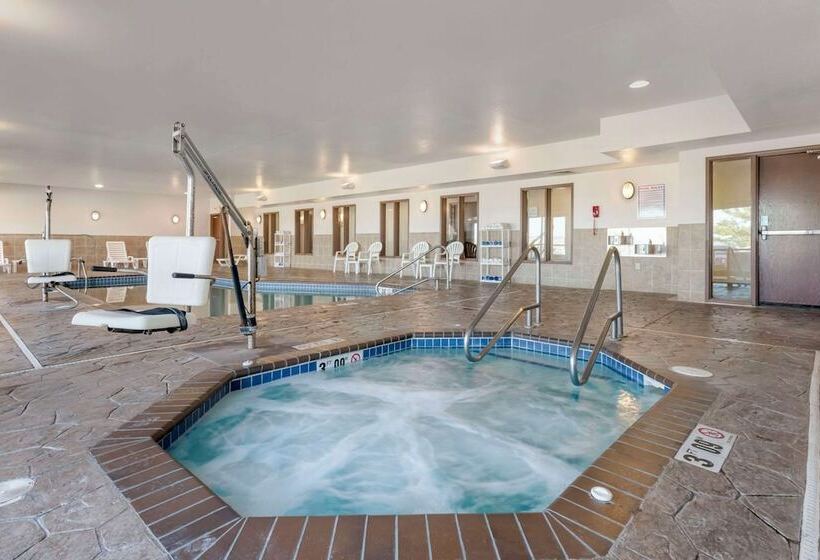 هتل Comfort Suites Conference Center Rapid City