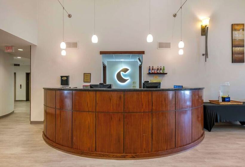 هتل Comfort Suites Conference Center Rapid City